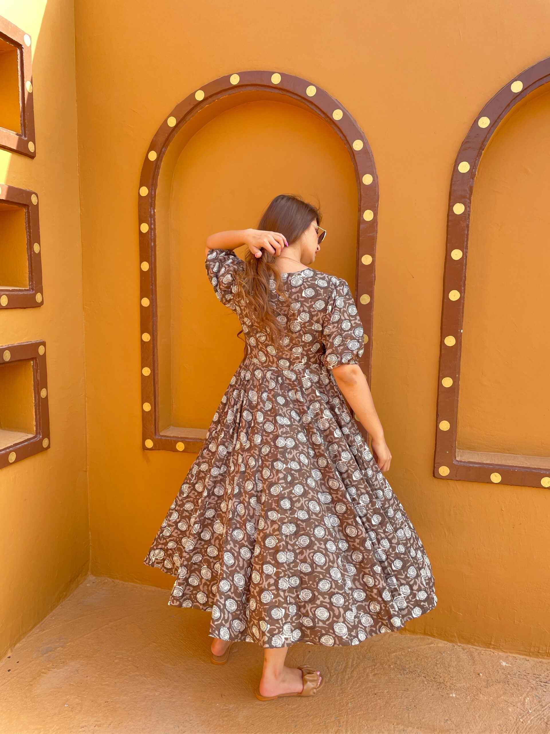 brown zue dress