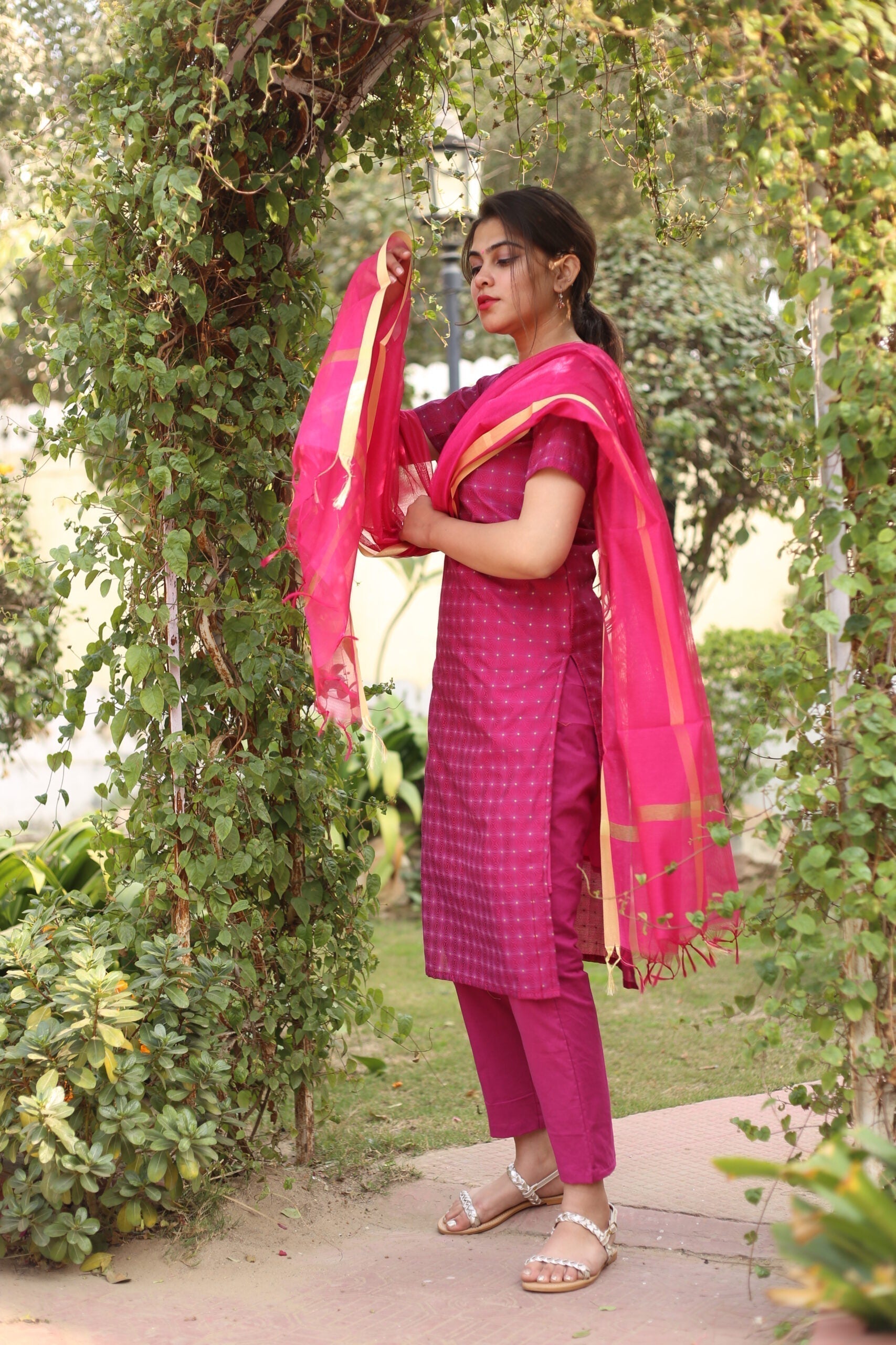 EMILY ROYAL PINK SUIT SET